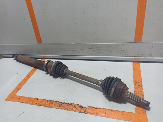 D1B73B436CC Ford Полуось передняя, правая