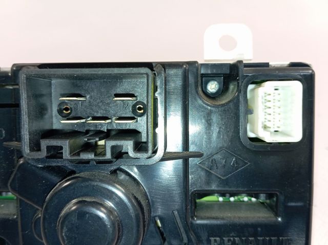  Renault (RVI) 275106521R цена, от 25.34 USD