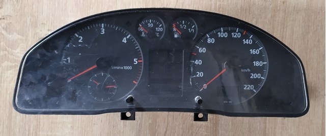 Панель приборов 8D0919034 VAG
