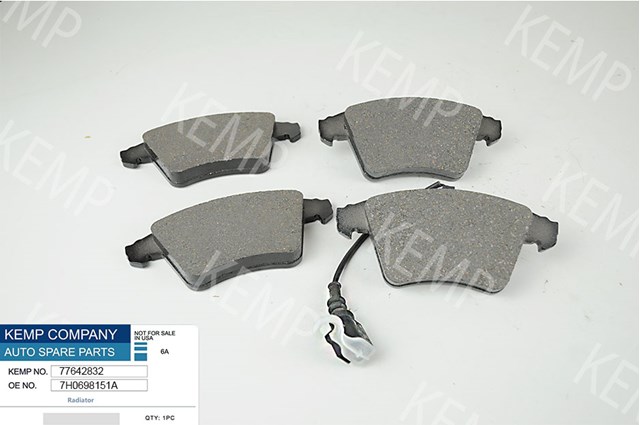 Колодки тормозные передние дисковые KEMP 77642832