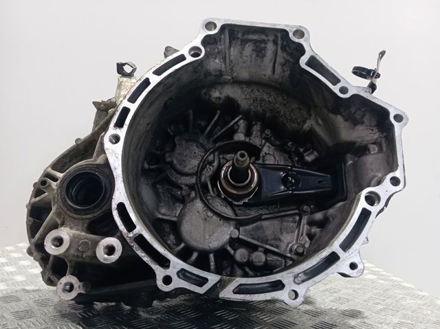 Купить D2C4B Mazda МКПП в сборе
