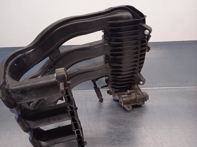  Peugeot/Citroen HM01