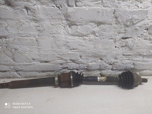 Правая полуось 36001181 Volvo