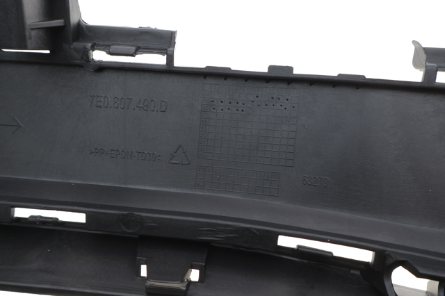 Решетка переднего бампера, правая Autotechteile 3807035 цена, от 17.34 USD