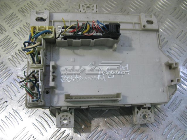 Caja de fusibles MN108319 MITSUBISHI