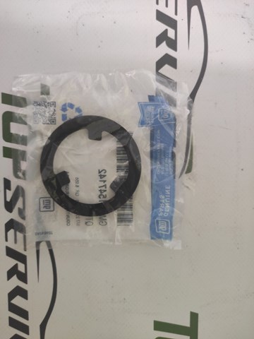 11547142 General Motors Кольцо стопорное подшипника передней ступицы