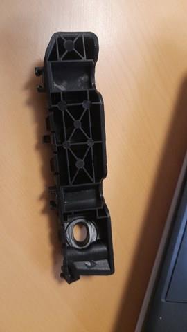 Кронштейн крепления бампера переднего левый FPS FP4005933 цена, от 7.11 USD
