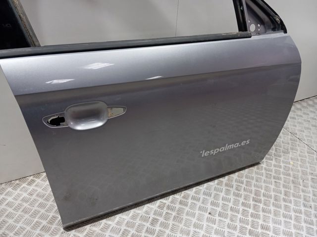 Дверь передняя правая 9837705880 Peugeot/Citroen