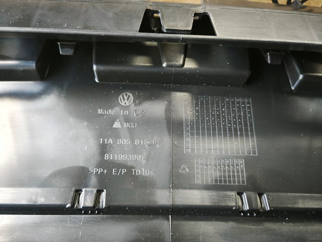 11A805915B9B9 VAG Кронштейн спойлера переднего бампера