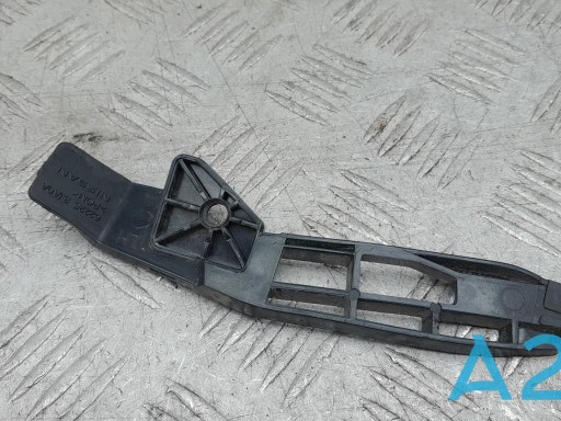 Soporte de parachoques delantero izquierdo 622253JA0A NISSAN