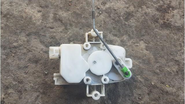 Elemento de regulación, cierre centralizado, puerta de maletero MN127002 MITSUBISHI