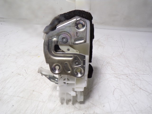 Запор кабины Suzuki 8220254P01 цена, от 163.16 USD