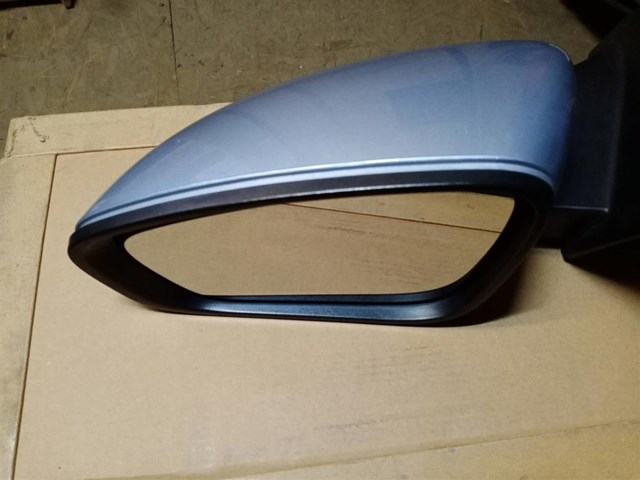  Chrysler 1UY131AUAE