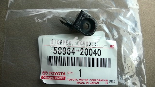 5896420040 Toyota 