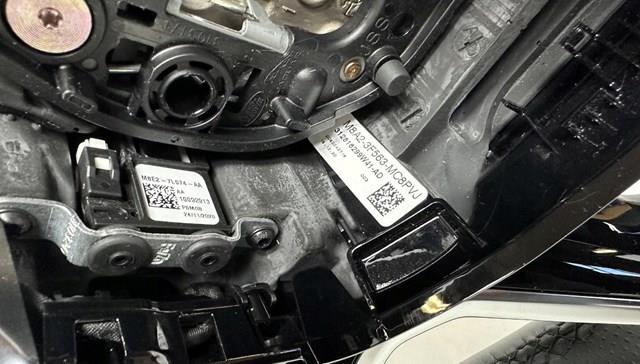 LR141687 Land Rover Колесо рулевое