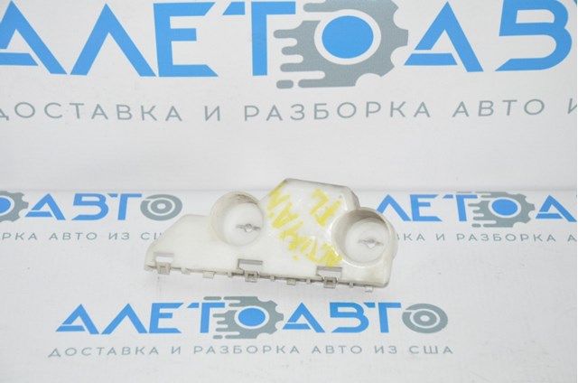 Кронштейн бампера переднего внешний левый FP5048933 FPS