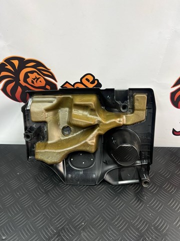 Купить 1260136180 Toyota Крышка двигателя