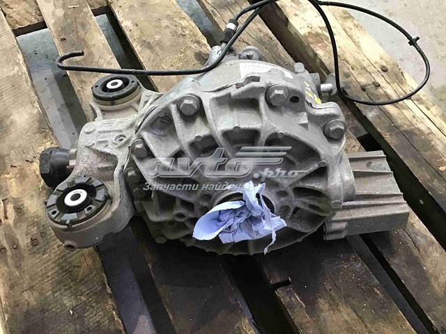Задний редуктор LR070150 Land Rover