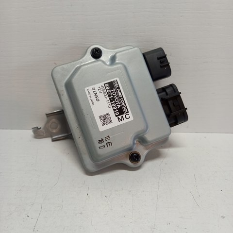 8957110010 Toyota ЭБУ топливного насоса