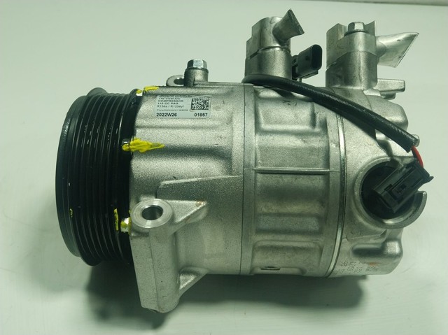 LR140033 Land Rover Компрессор хладагента