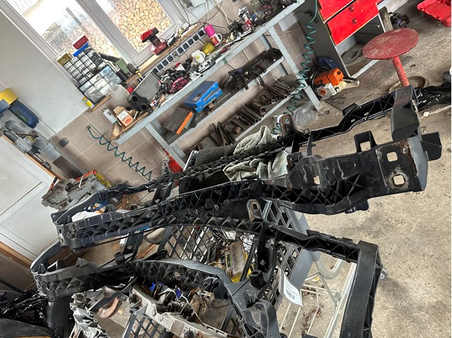 Панель передняя Ford 4M518B041AL цена, от 62.08 USD