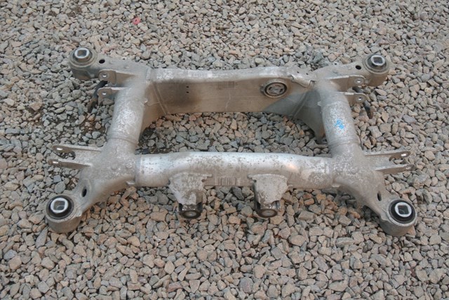 Балка задней подвески поперечная BMW 33312282901 цена, от 2709.44 USD