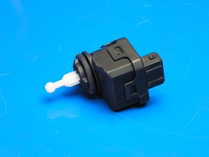 Купить 1017001112 Geely Двигатель корректора фар