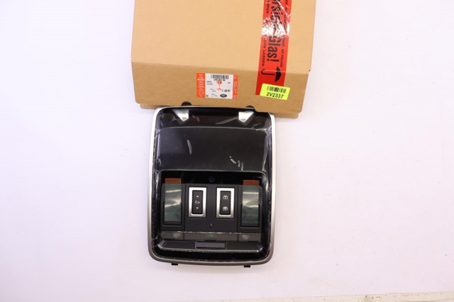 Плафон салона LR100118 Land Rover
