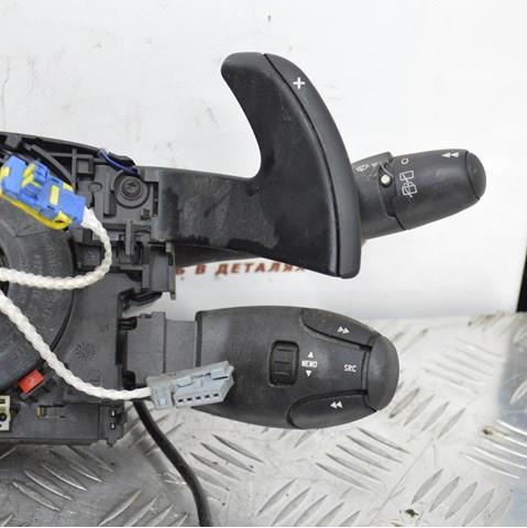 Переключатель подрулевой, левый Peugeot/Citroen 98200115XT цена, от 320.97 USD