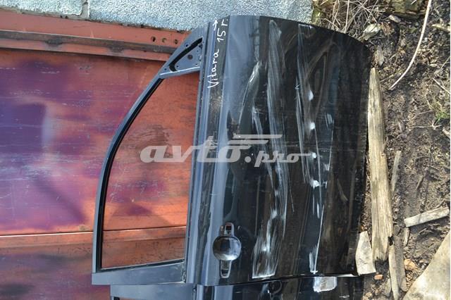 Пассажирская передняя дверь Suzuki 6800154P01000