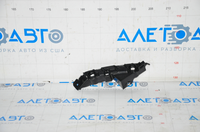 Купить FP7456931 FPS Направляющая переднего бампера левая