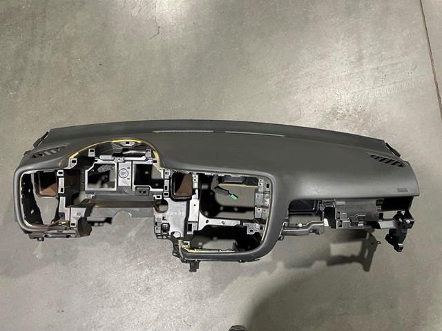 Panel frontal interior salpicadero 8000B003XA MITSUBISHI