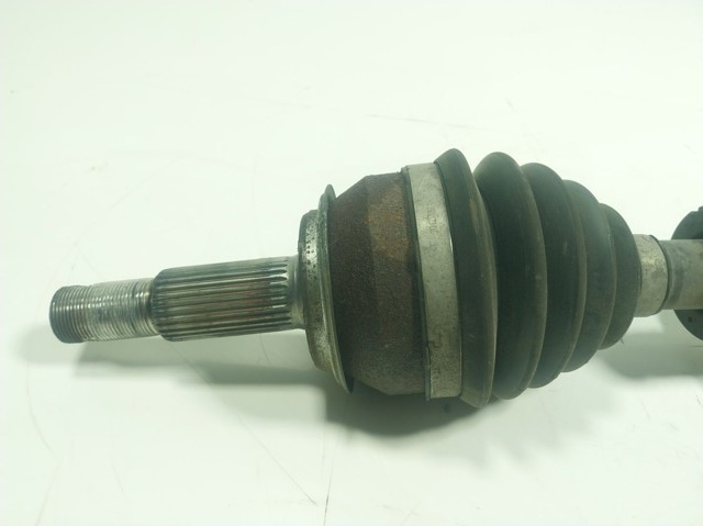391015656R Renault (RVI) Полуось передняя левая