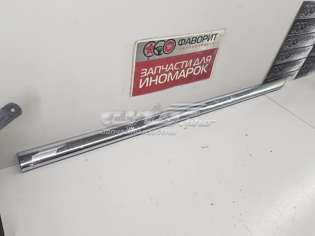 Молдинг двери передней правой 877123N000 Hyundai/Kia