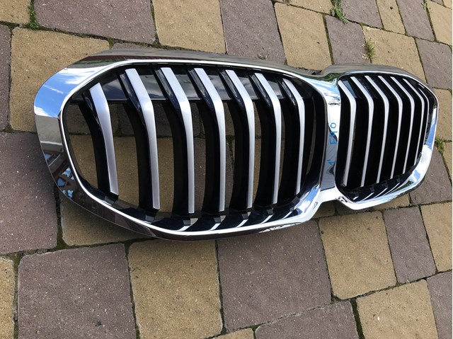 Облицовка радиатора BMW 51135A39367 цена, от 84.29 USD