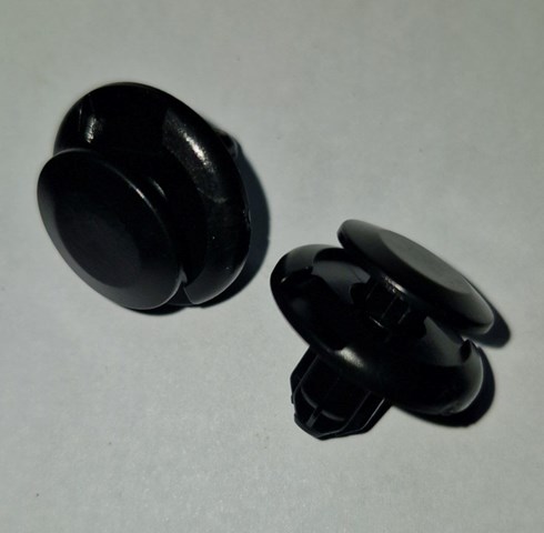 KD53-51-833 Mazda Пистон (клип) крепления подкрылка переднего крыла