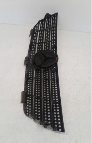Купить A20388012839744 Mercedes Решетка радиатора