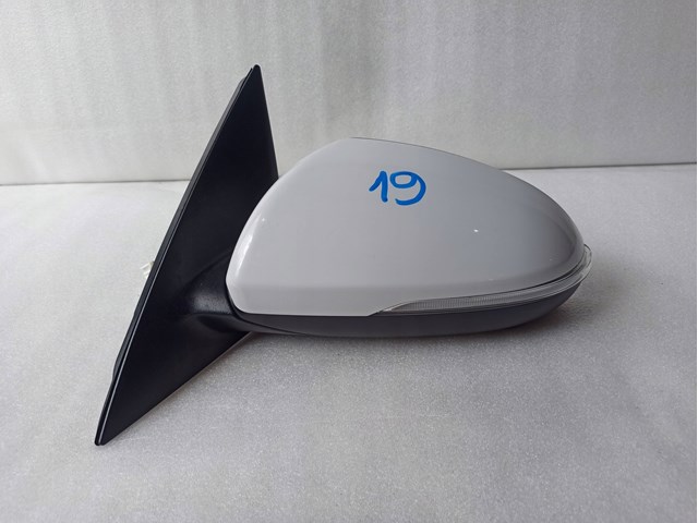 Левое боковое зеркало 87610D4AG0 Hyundai/Kia