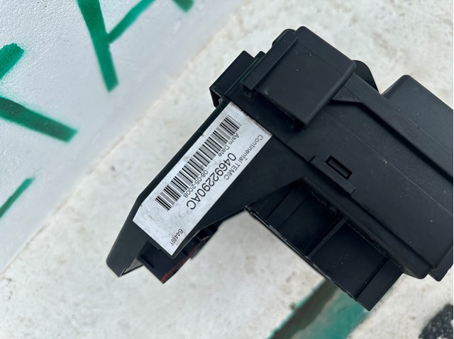 4692290AB Chrysler 
