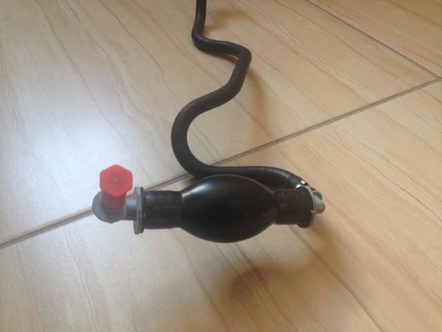 Tubo de retorno de combustible del filtro al tanque 175101639R RENAULT