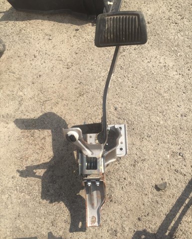 Купить 328002W130 Hyundai/Kia Педаль тормоза