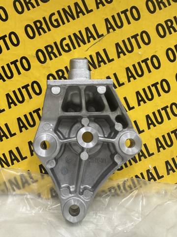 Купить 112534BB0A Nissan/Infiniti Кронштейн подушки (опоры) двигателя левой