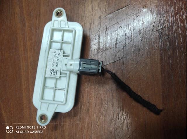 Купить 105563100B Tesla Ручка пятой двери, наружная