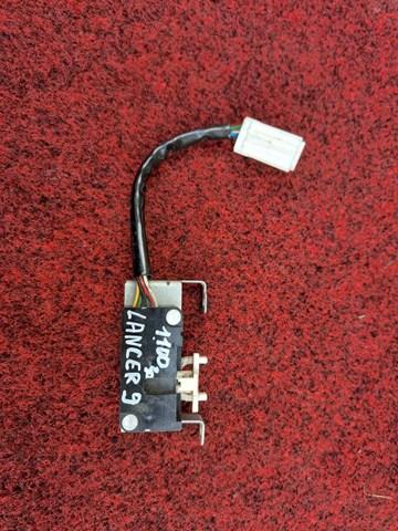 Купить MR581606 Mitsubishi 