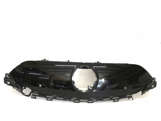 Купить A2978880600 Mercedes Кронштейн решетки радиатора