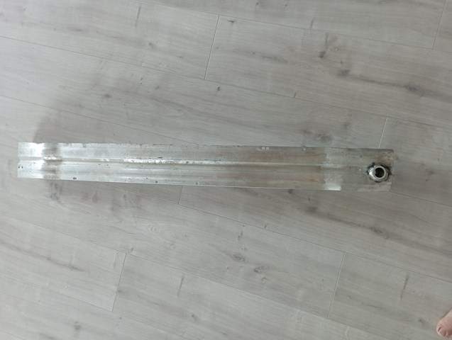 8R0807113D VAG Балка бампера переднего