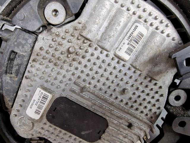 Диффузор вентилятора в сборе с мотором и крыльчаткой LR084406 Land Rover