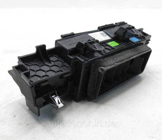 Купить 687615MP1A Nissan/Infiniti 