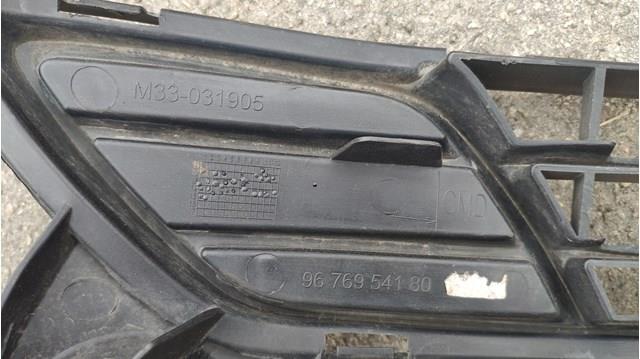 Решітка бампера нижня 9676954180 PEUGEOT