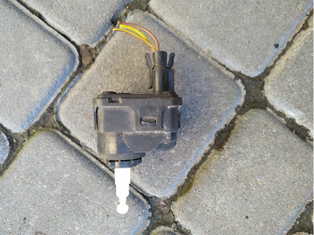 Автоматический корректор фар General Motors 90492832 цена, от 11.26 USD